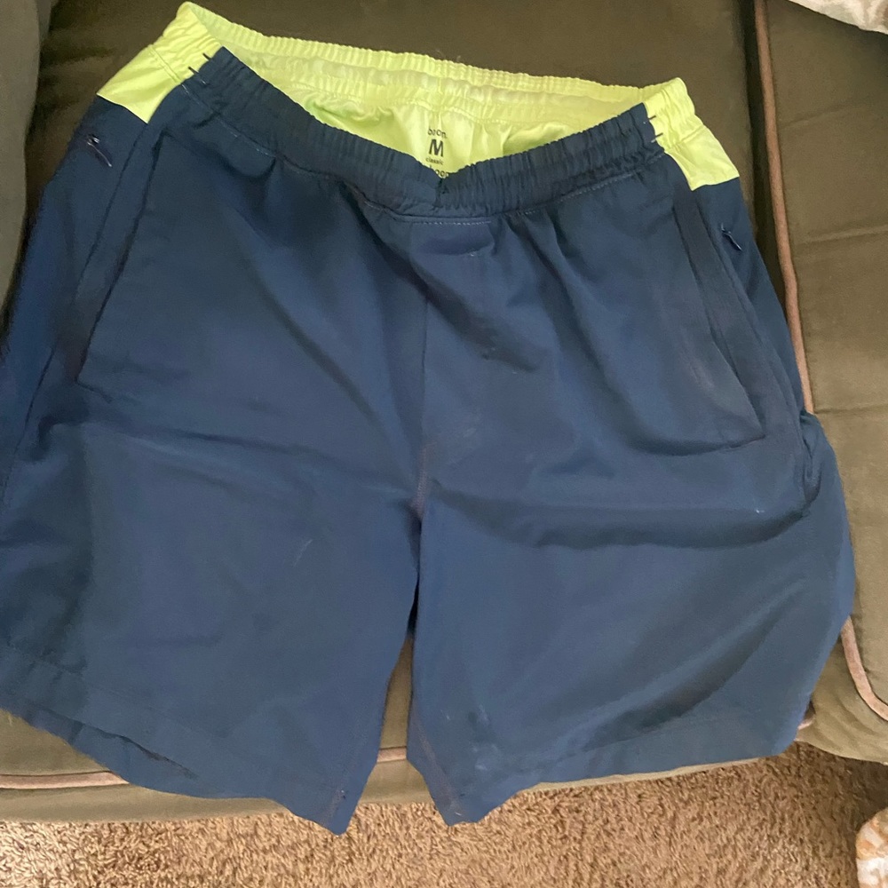 Size medium birddog shorts